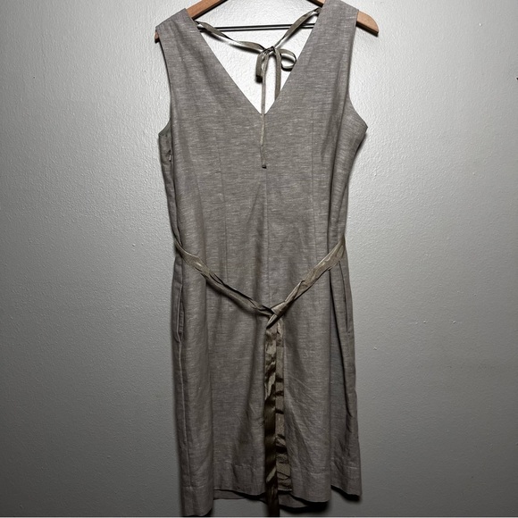 Banana Republic Women Linen Dress 12 Tan Gray Sheath Preppy Summer V-Neck Cotton - Picture 5 of 11